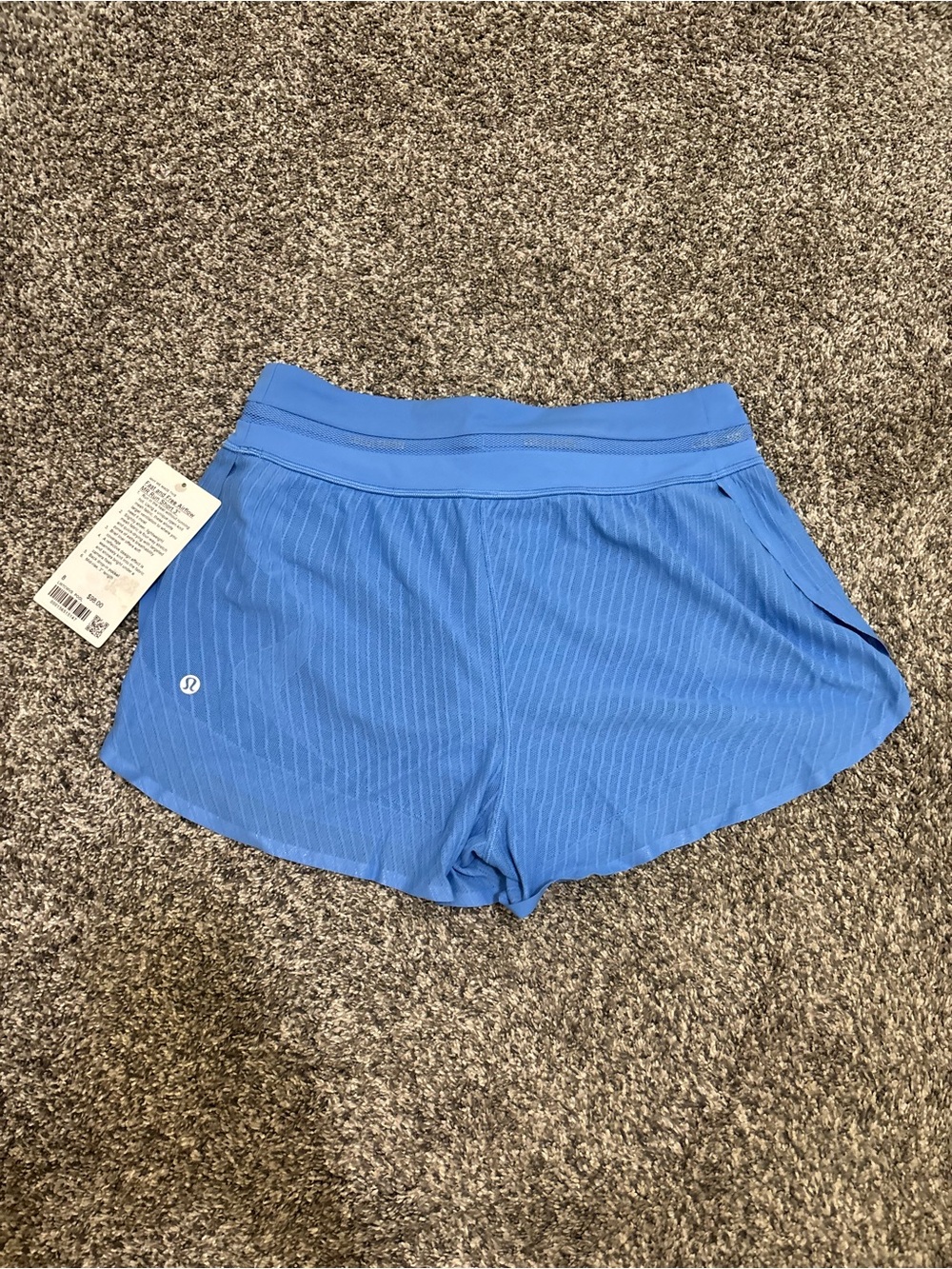 NWT!🍋🍋Lululemon Fast And Free Airflow Mid-Rise Running Short 3”🍋🍋. Size 8. - Picture 12 of 15
